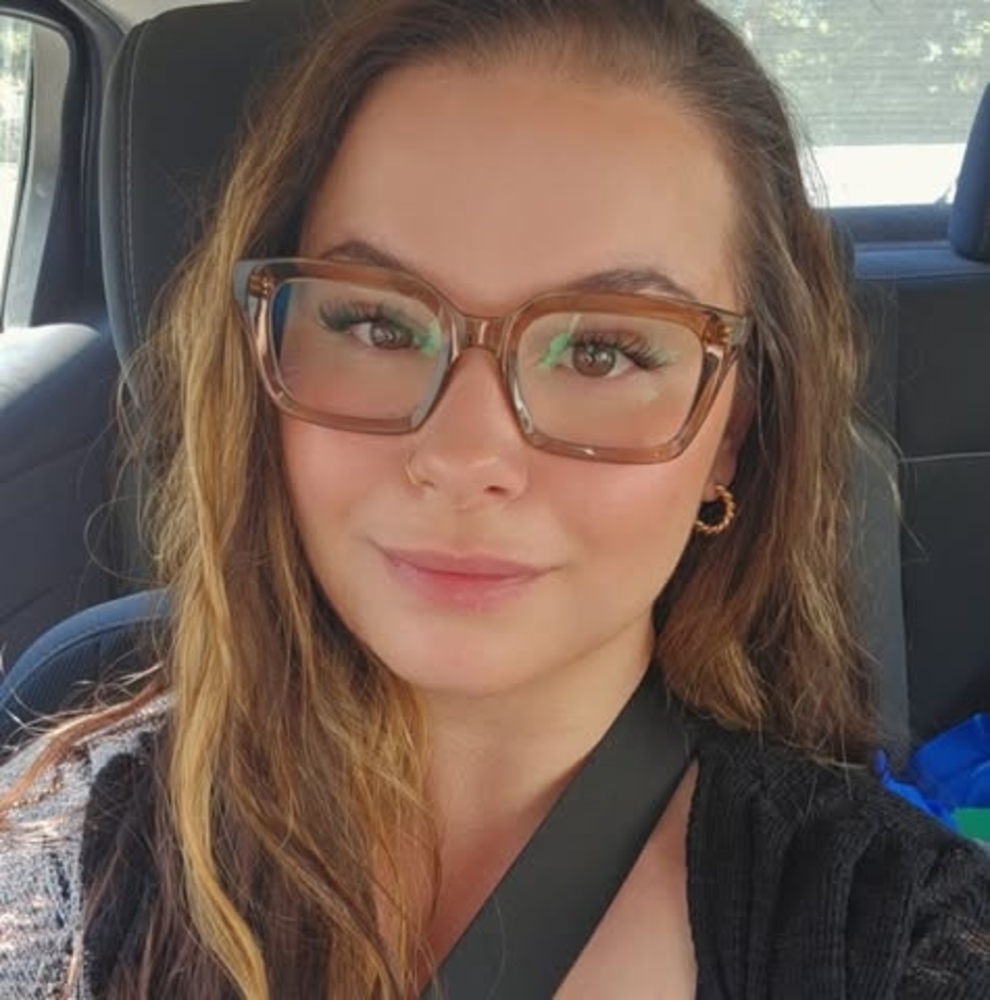 Meet your Posher, Fanny